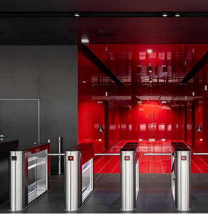 KEY ASPECTS OF TURNSTILE INSTALLATION IN DATA CENTRES