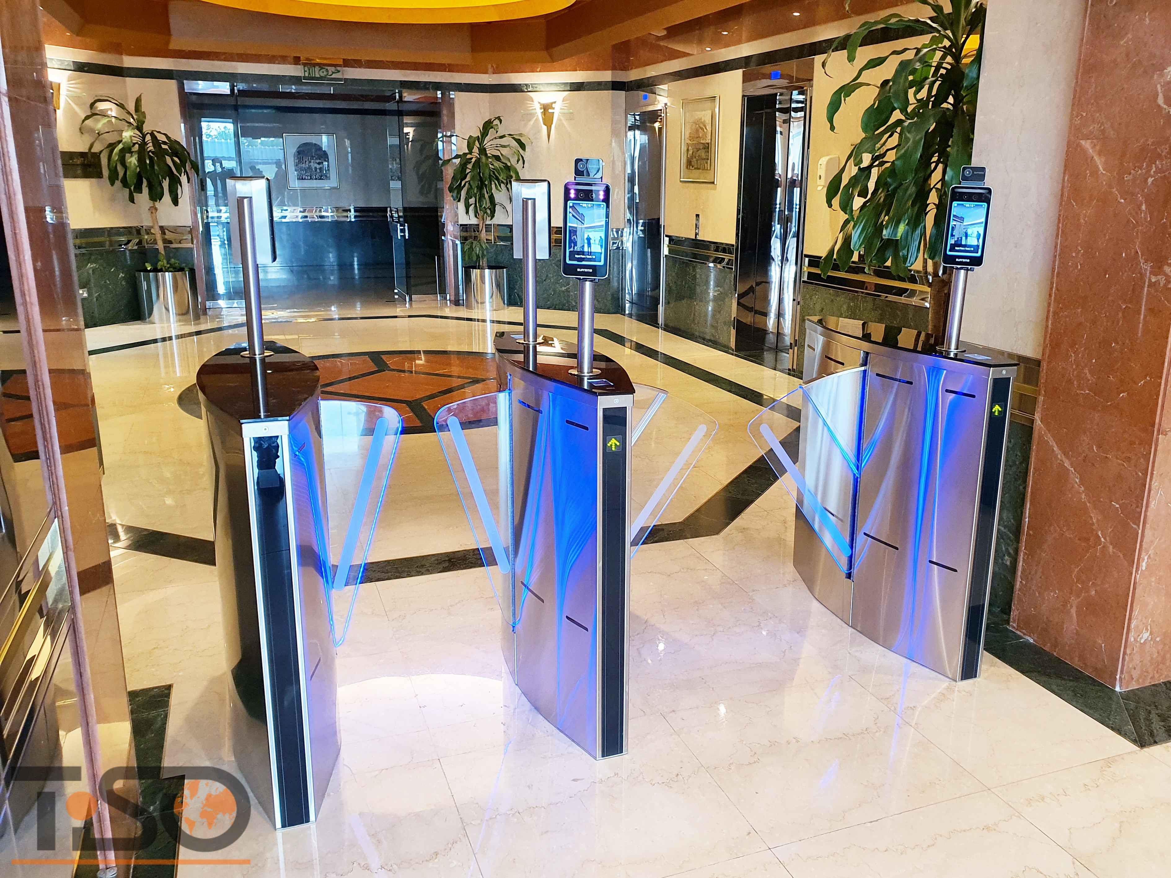 سرعة gate Speedblade 500-900، المقر الرئيسي لشركة إمارات، دبي، الإمارات العربية المتحدة